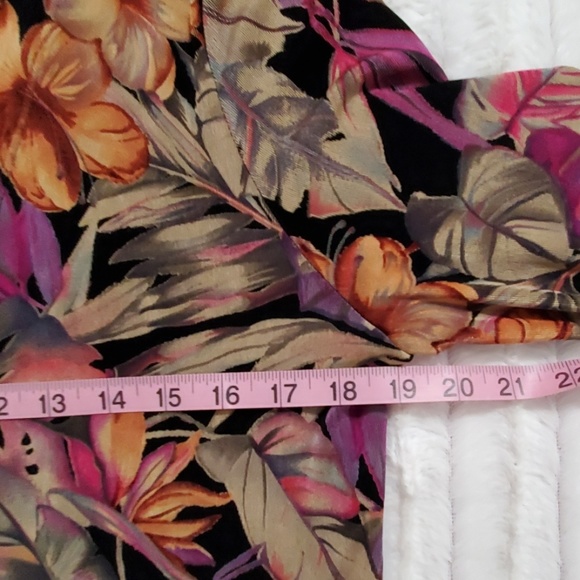 Mark Singer Softwear floral print tropical Hawai'i Med - Picture 6 of 8